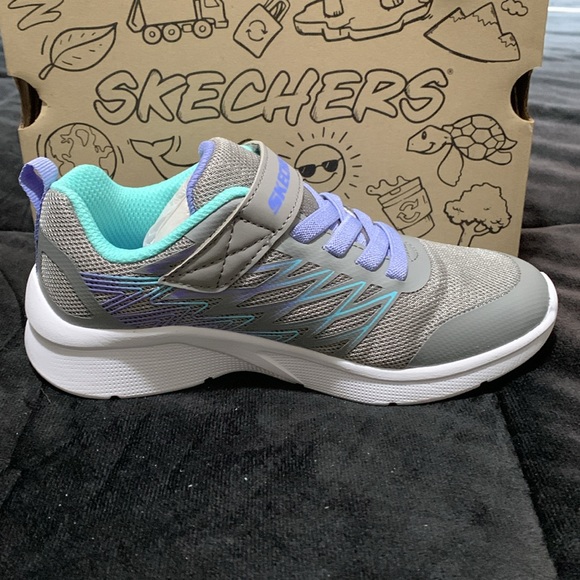 Skechers Girl's Microspec - Bold Delight Sneaker |Gray | Textile/Synthetic - Picture 10 of 16